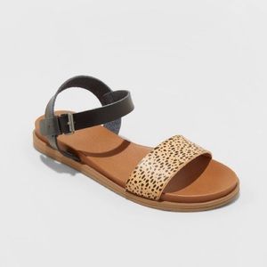 NEW CHEETAH PRINT SANDALS